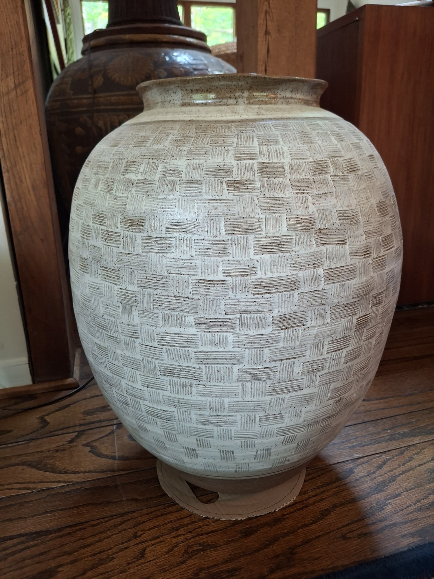 Large Studio Art Pottery Jar: Large Studio Art Pottery Jar. H 21", Diam 16". Signed on the bottom. Attention: The pickup location of this item is at Crownsville, MD 21032. Winning bidder will get address and pickup time through em