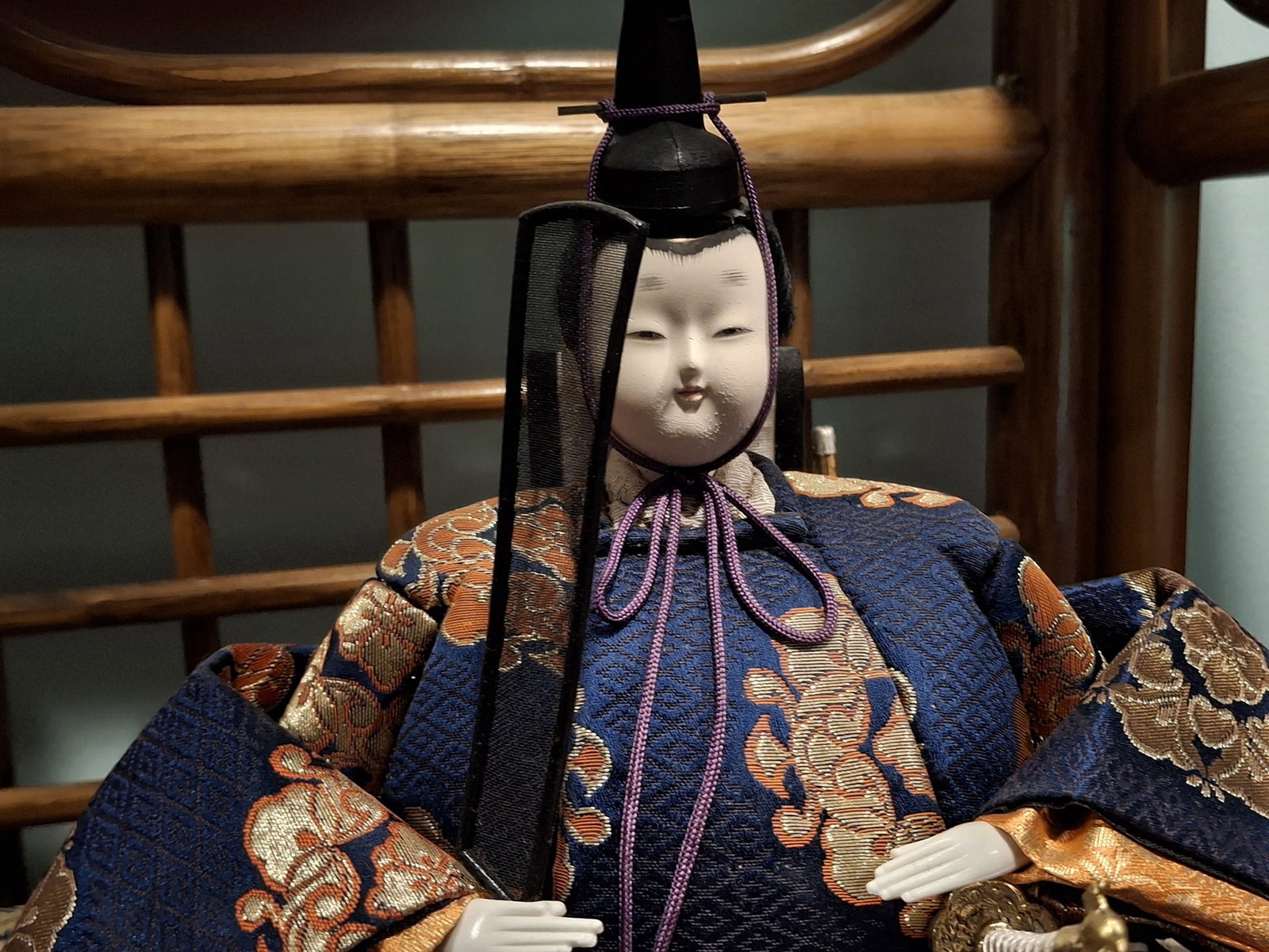 Two Japanese Dolls - 4