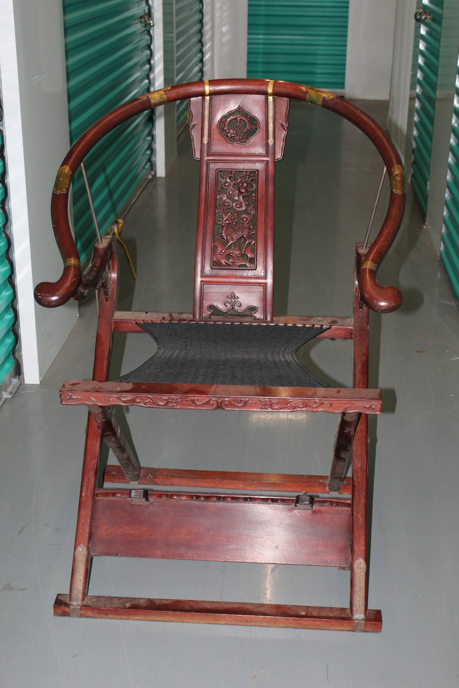 Chinese Rosewood Horseshoe-back Folding Armchair. (1 of 14)