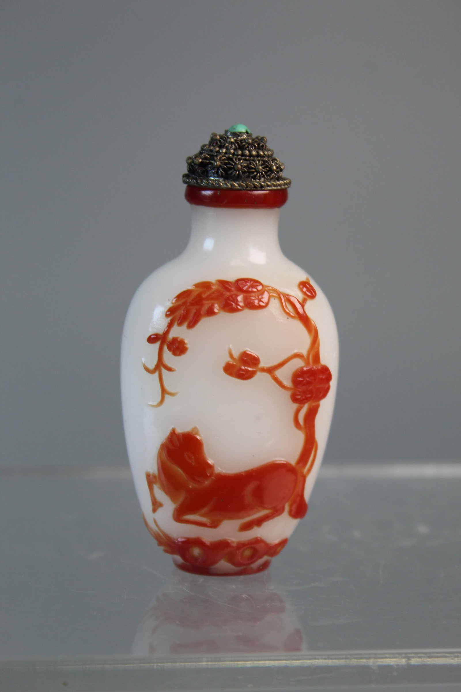 Chinese Red Overlay White Glass Snuff Bottle: Chinese Red Overlay White Glass Snuff Bottle. H 3".