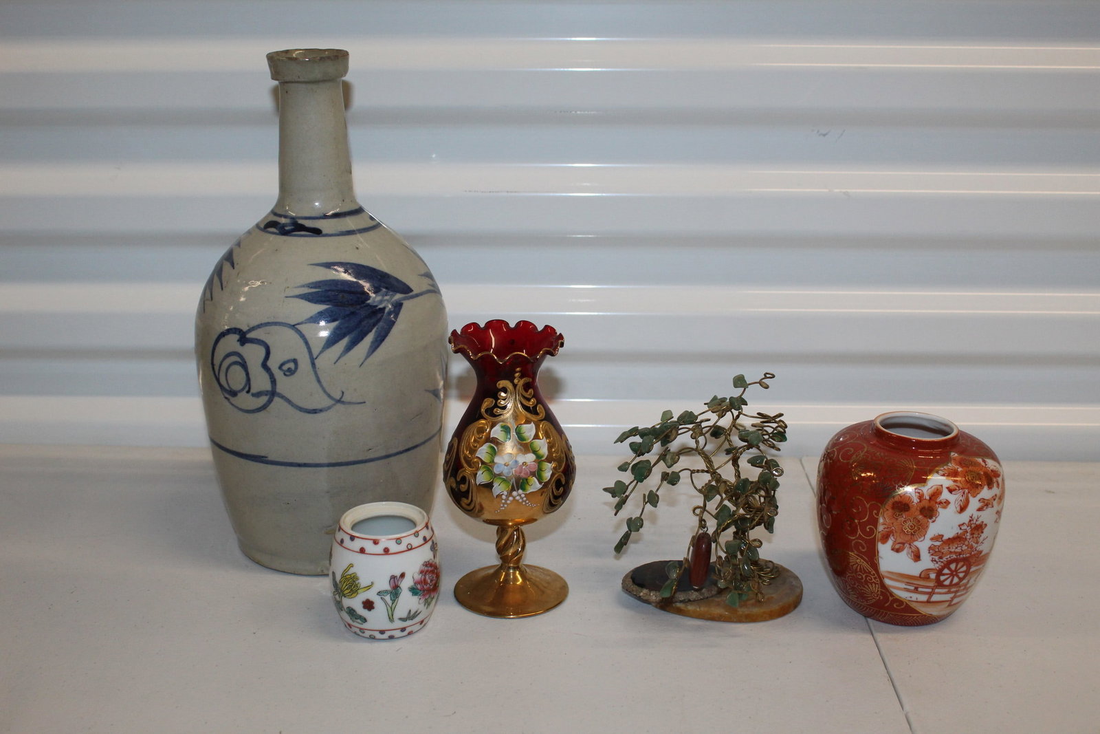 A Group of Decorative Items (1 of 11)