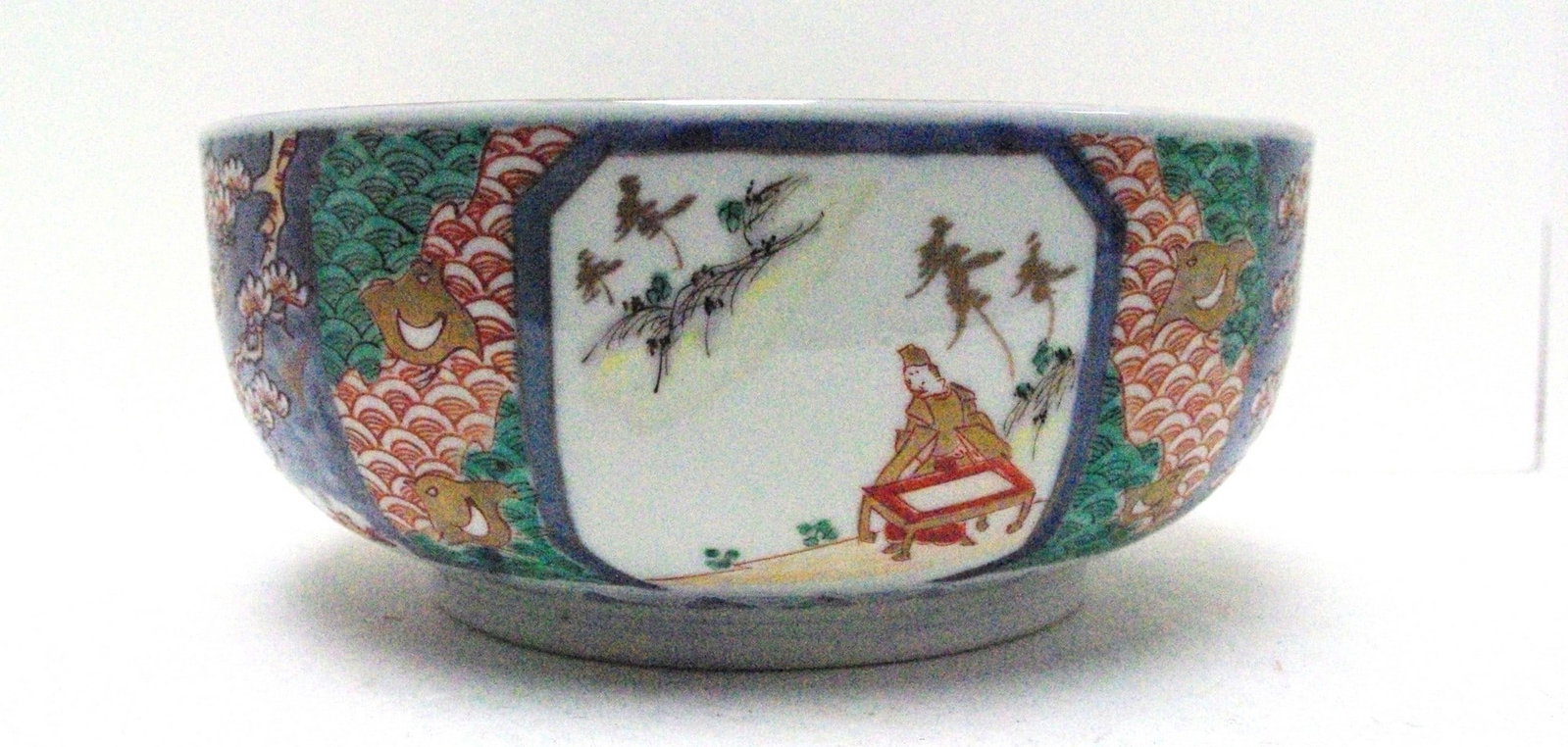 Japanese Imari Porcelain Bowl (1 of 3)