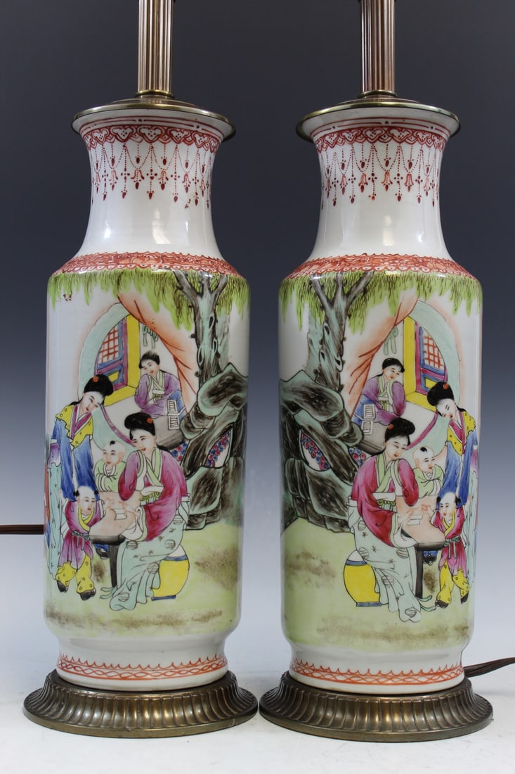 Pair of Chinese Famille Rose Porcelain Vase Lamps: Pair of Chinese Famille Rose Porcelain Vase Lamps. Vase H 13", Total H 21". As Is.