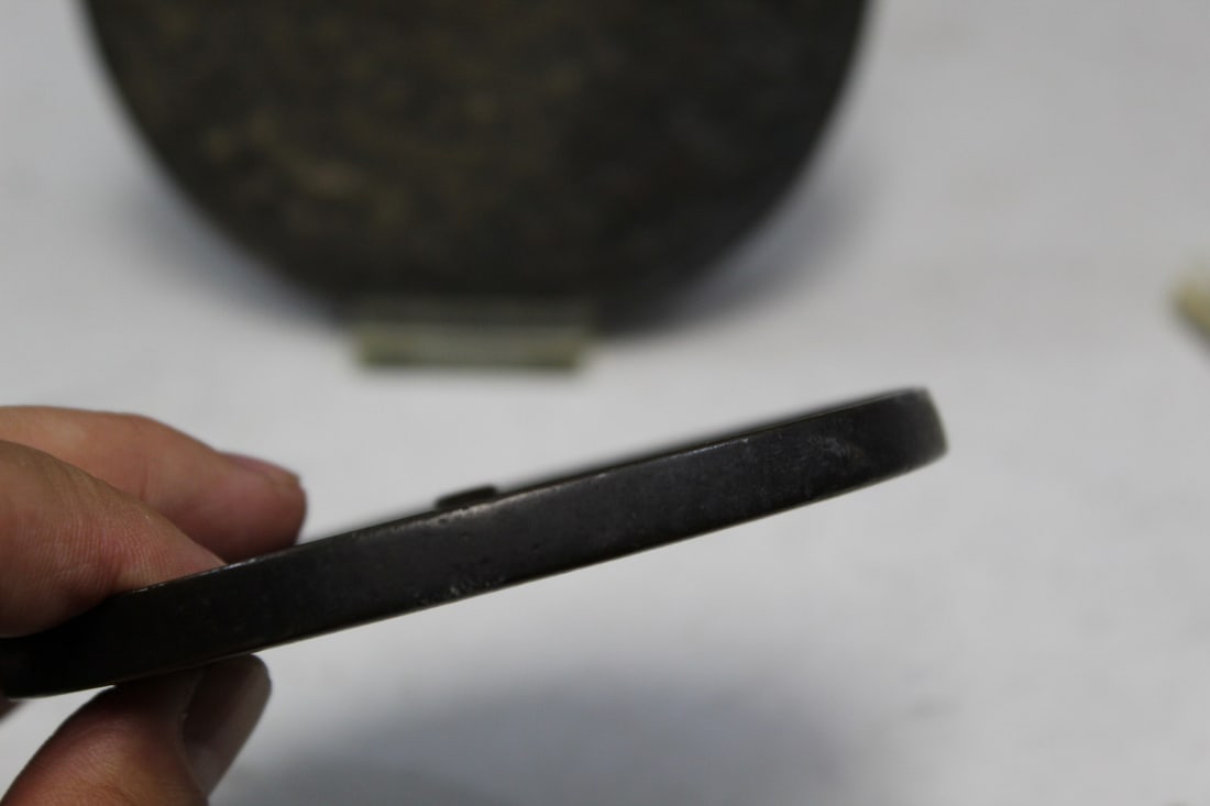 Two Asian bronze mirrors - 6