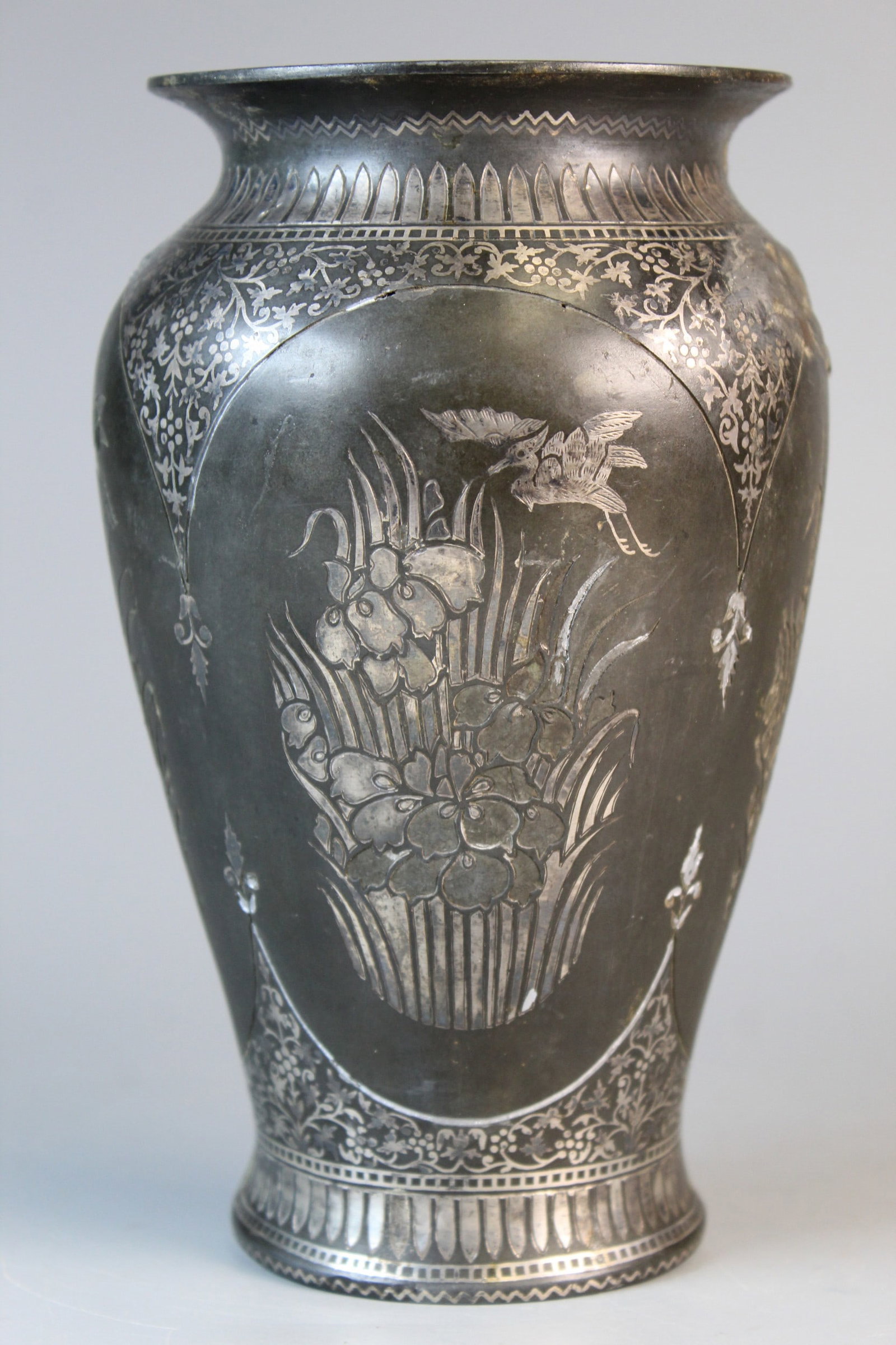 Pewter Wall Vase: Pewter Wall Vase. 7x4.5x2.25".