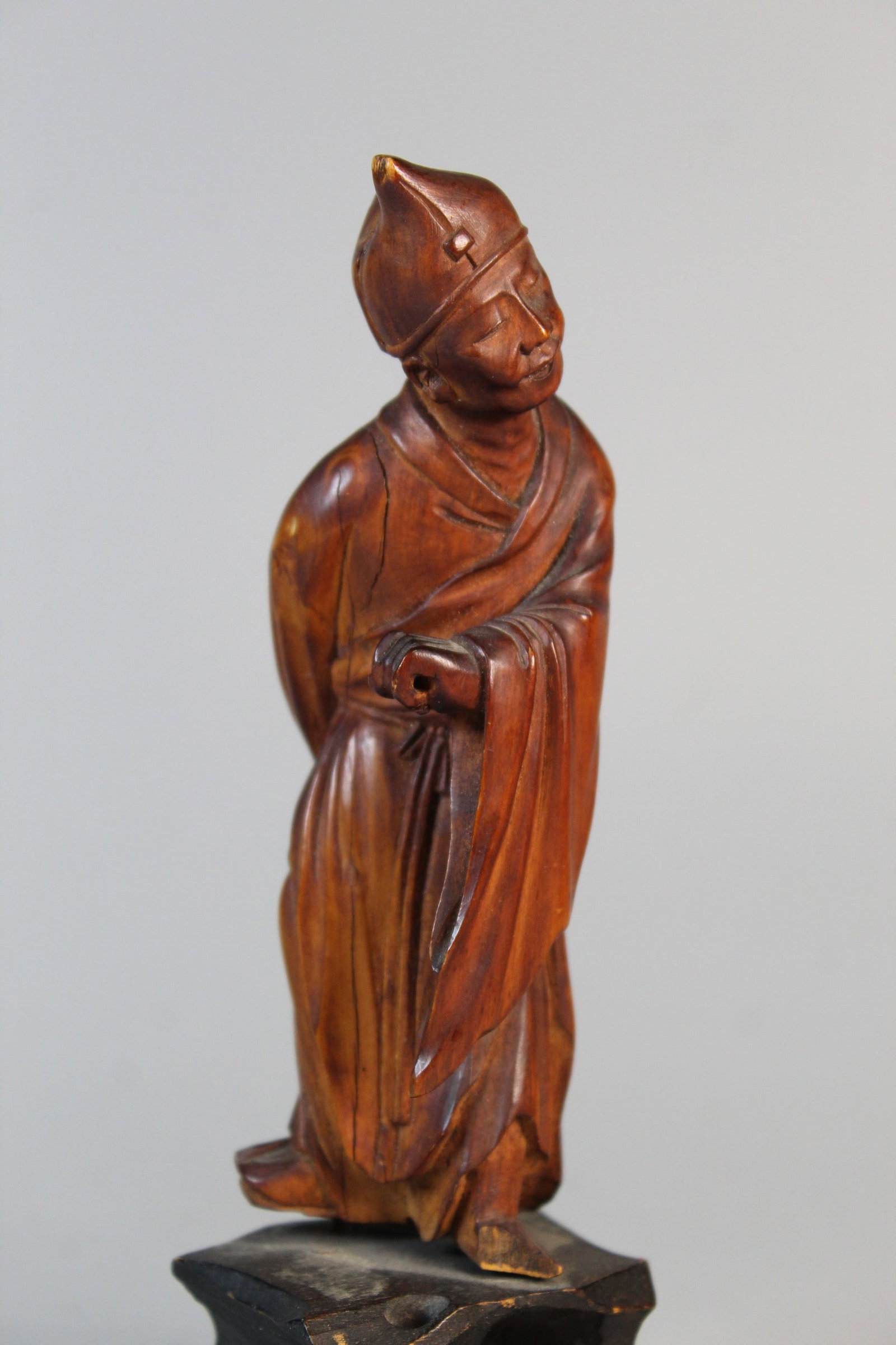 Chinese Carved Wood Figure: Chinese Carved Wood Figure. H 5.25". As Is.