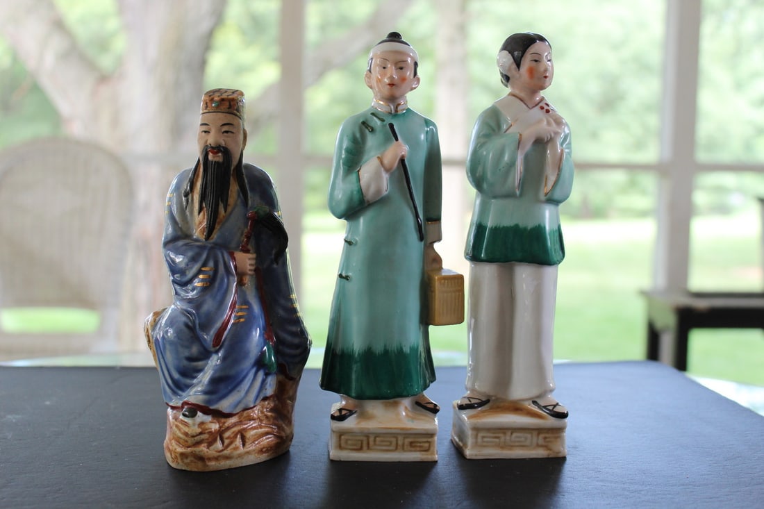 Three Japanese porcelain figures (1 of 6)