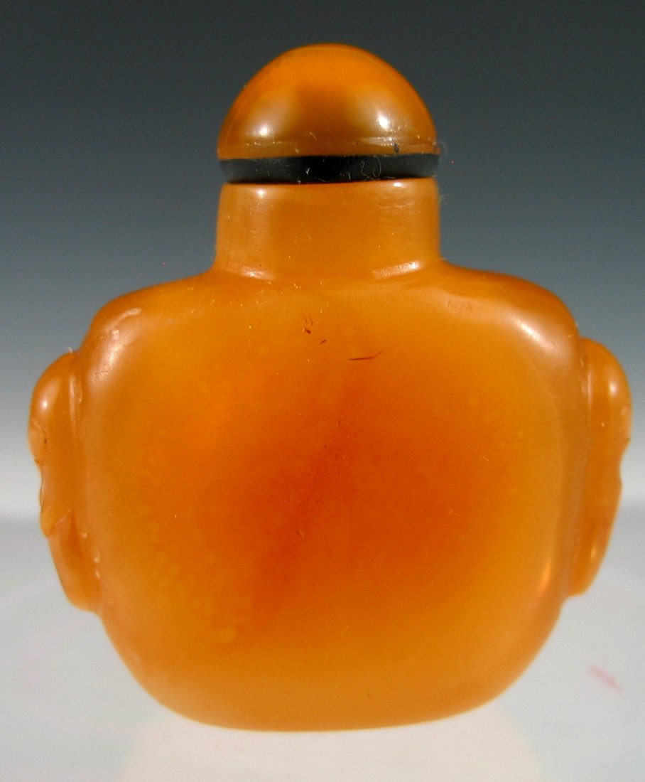 Chinese Amber Mila Snuff Bottle (1 of 3)
