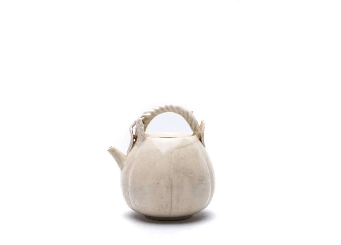 Chinese Ding WareTeapot. (1 of 4)