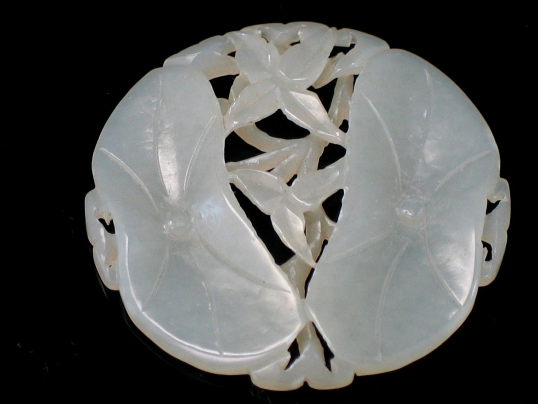Chines carved white jade flower. (1 of 2)