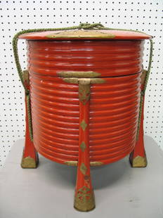 Japanese lacquer bucket.: Japanese lacquer bucket. Ht 44 cm. Diameter 39 cm.