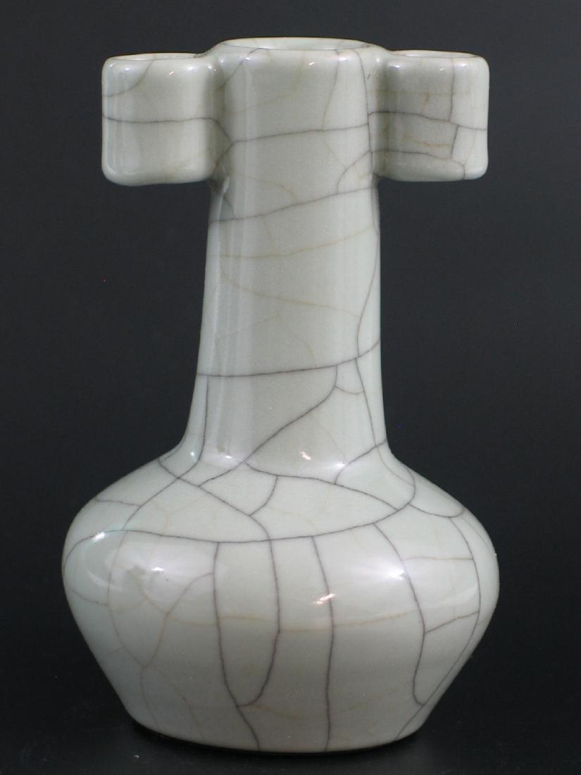 Chinese Guan Ware Porcelain Vase, Qianlong Mark (1 of 5)