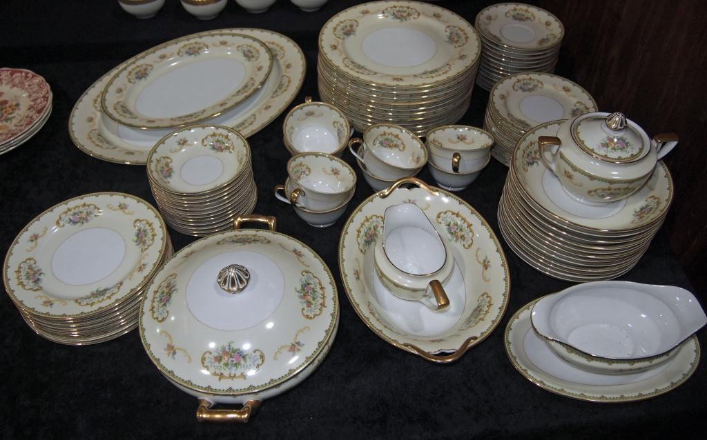 Noritake Dinner Set "Diana": Service for 12 "Diana" Pattern Approx: 74 pcs