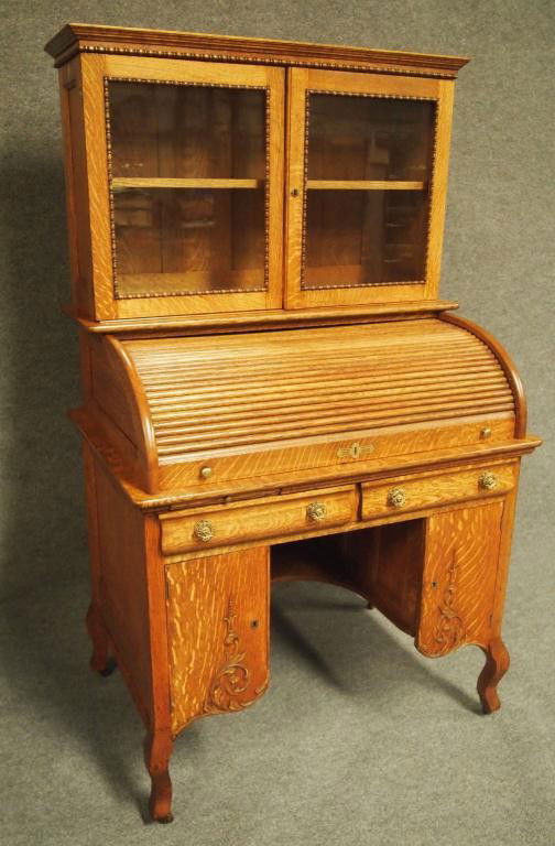 Victorian Oak C-Roll Desk w/ Bookcase Top: c. 1890 In very good refinished condition. 57"h x 39"w x 28"d
