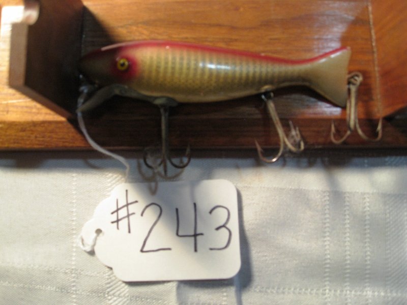 Paw Paw Fishing Lure (1 of 1)