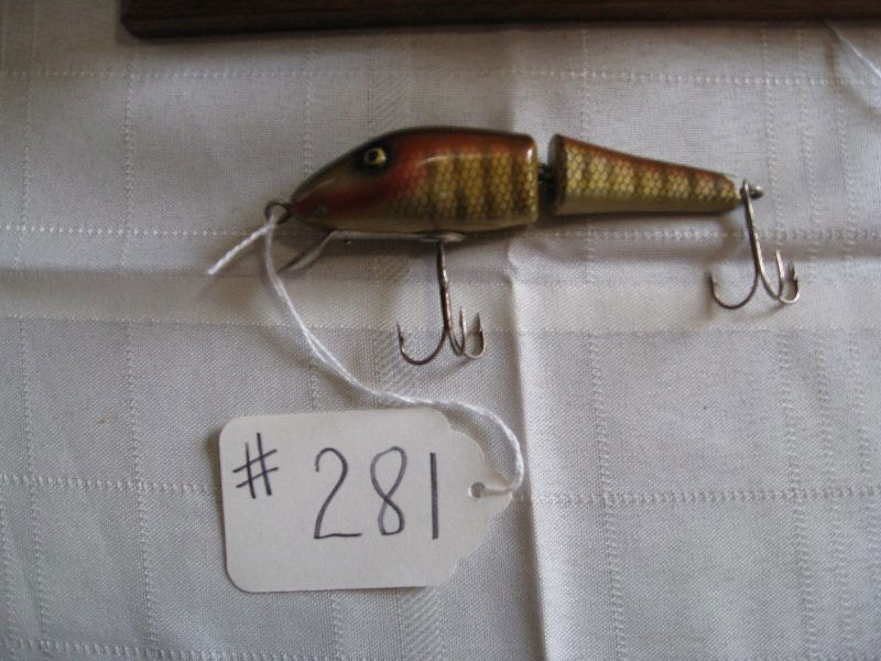Paw Paw Fishing Lure (1 of 1)