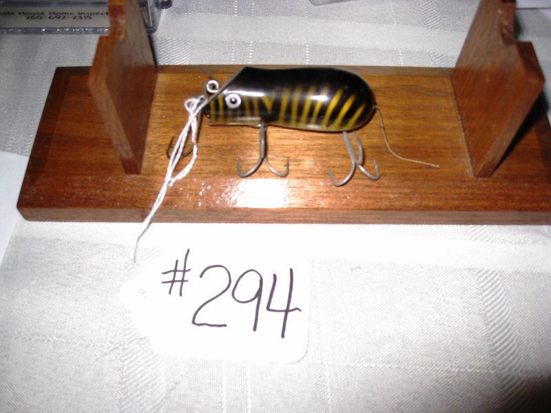 Shakespeare Fishing Lure (1 of 1)