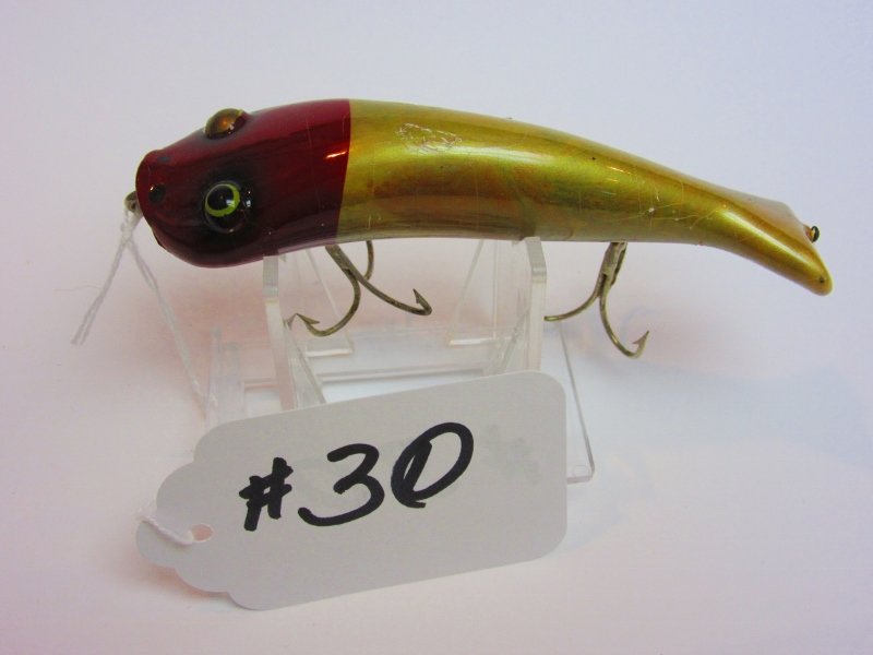 Paw Paw Fishing Lure: Bullhead - Pearl w/Red Head All Lures are selling "AS IS, WHERE IS" Bid your judgement. All sales are Final.