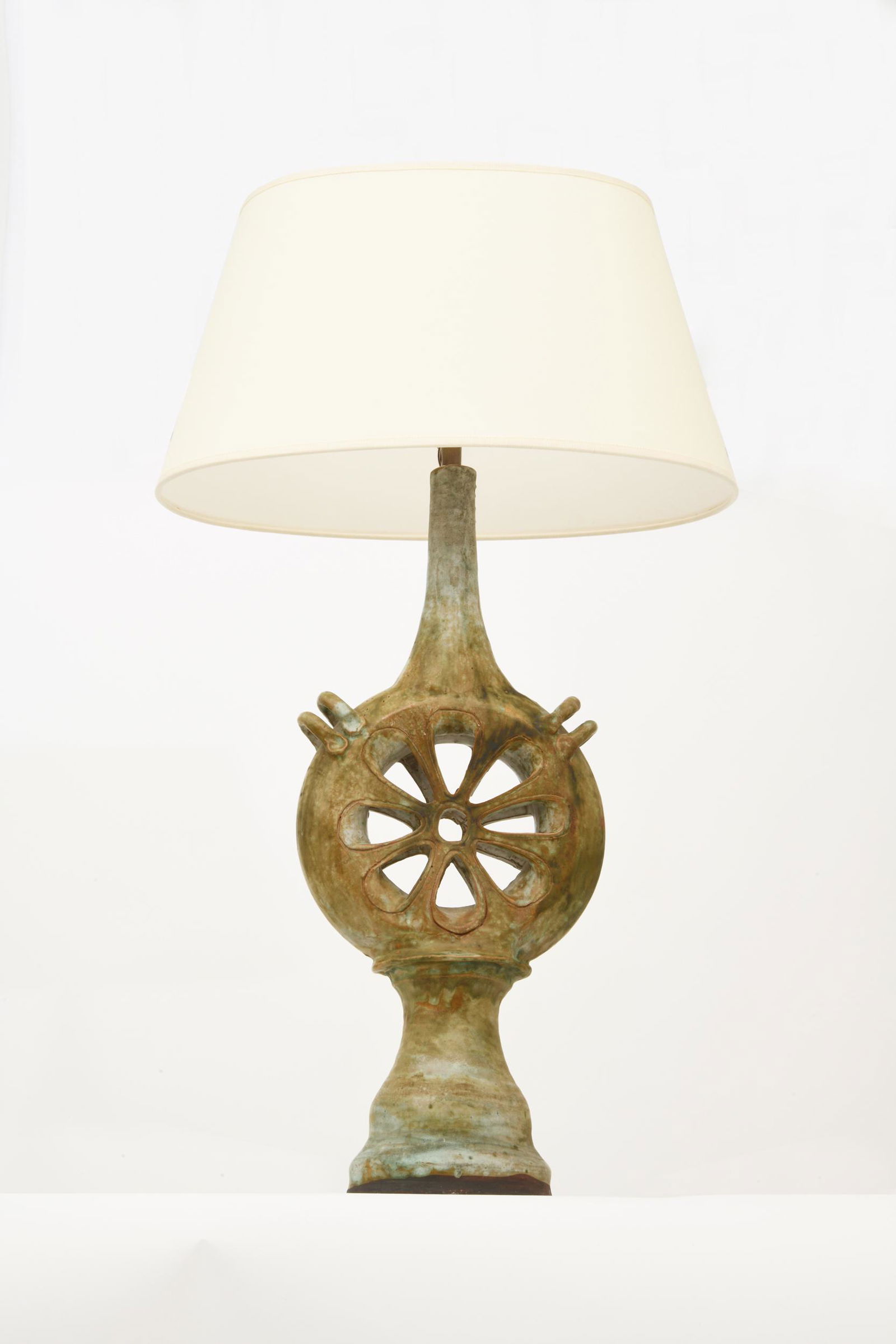 Unknown Artist - Table lamp (1 of 3)