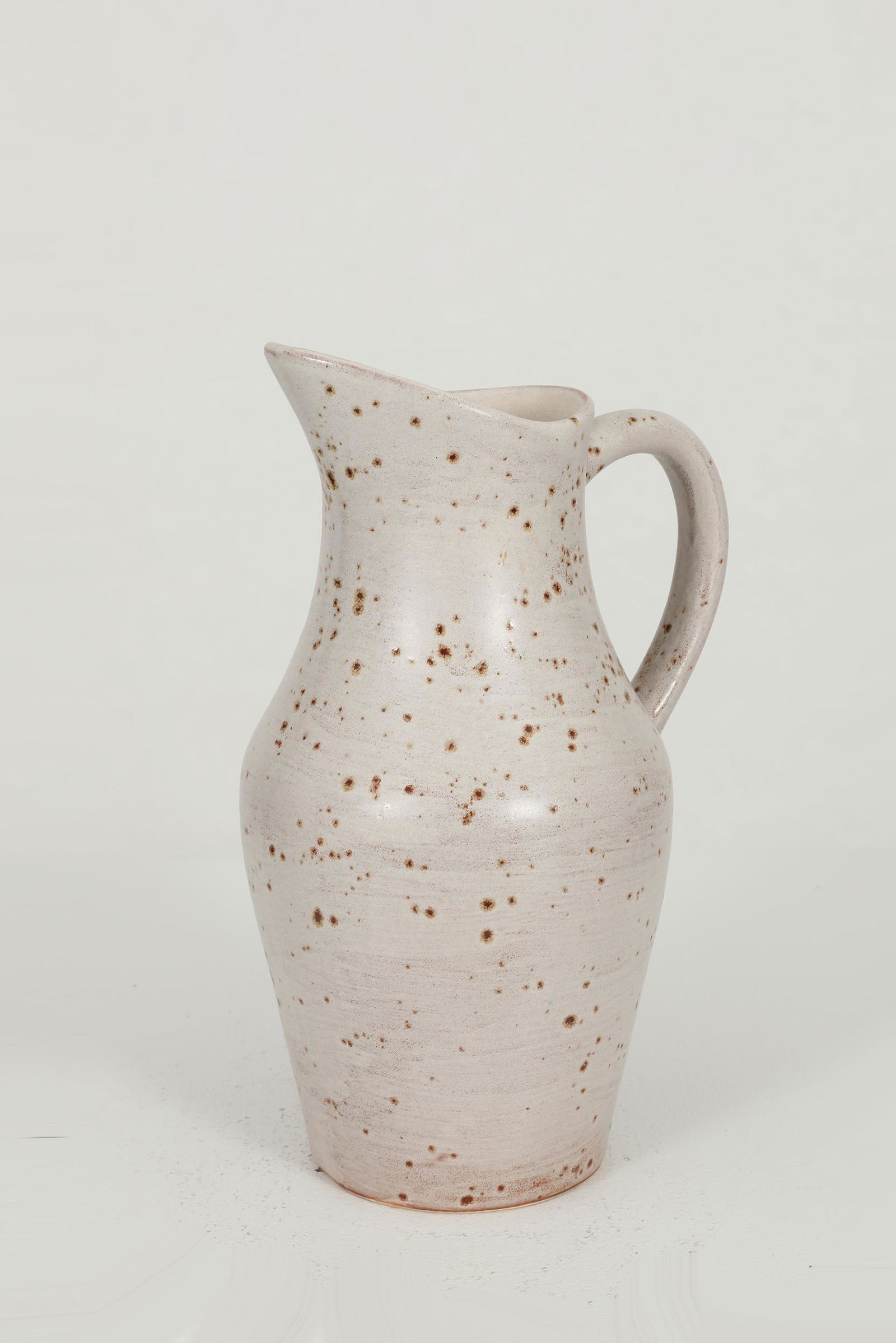 Unknown Artist - Set of pitcher and 6 cups (1 of 3)