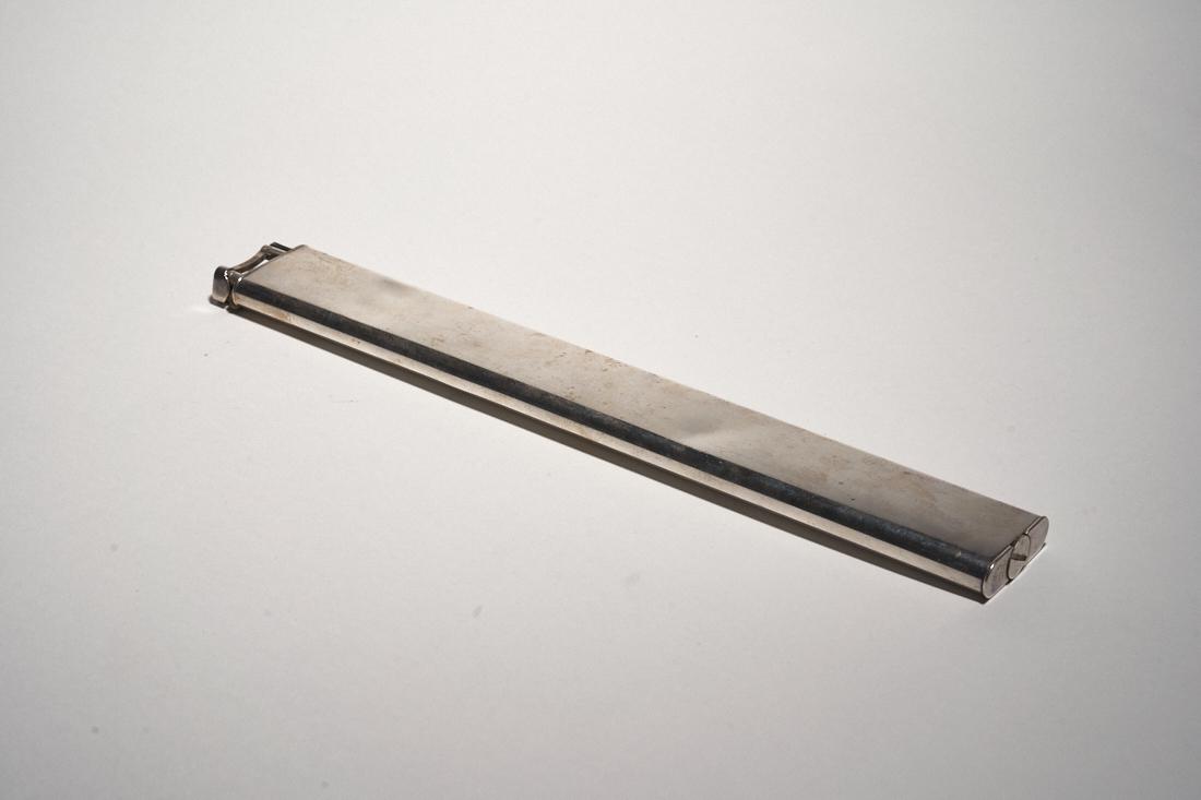 Dunhill Foot Long Lighter (1 of 4)