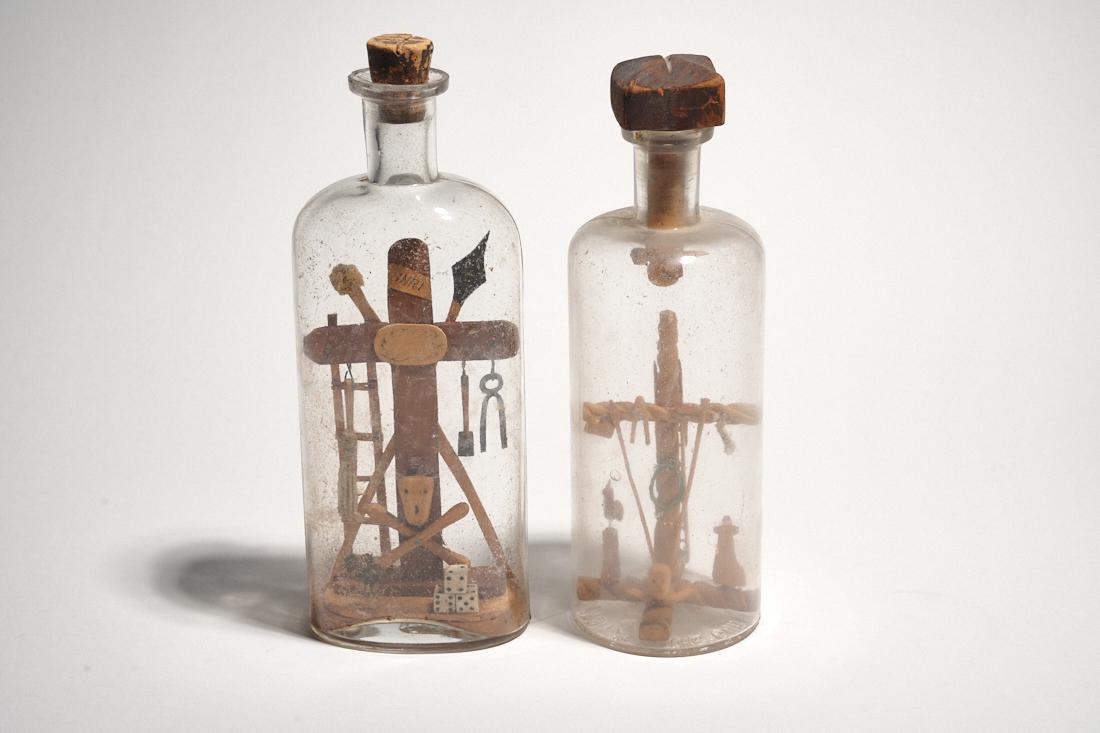 Set of 2 Folk Art Bottles, 19th Century (1 of 2)
