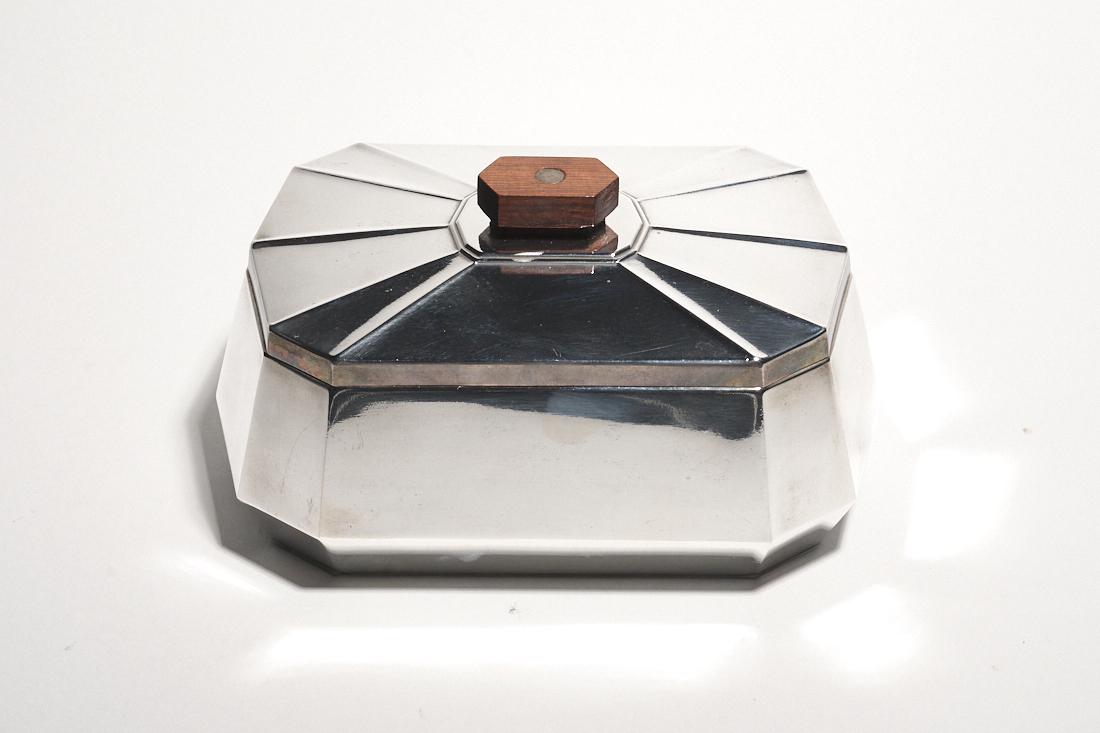 Kirby Beard & Co. Biscuit Box (1 of 4)