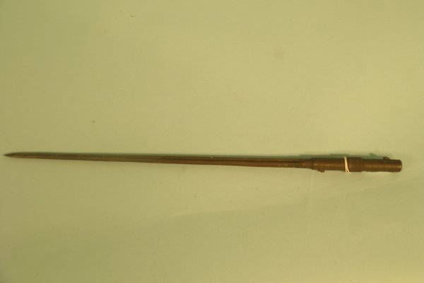 French MAS 36 spike bayonet, 13.25" blade: French MAS 36 spike bayonet, 13.25" blade