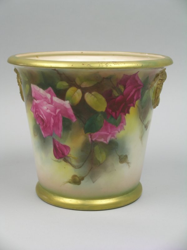 A Royal Worcester planter date code for 1916, shap