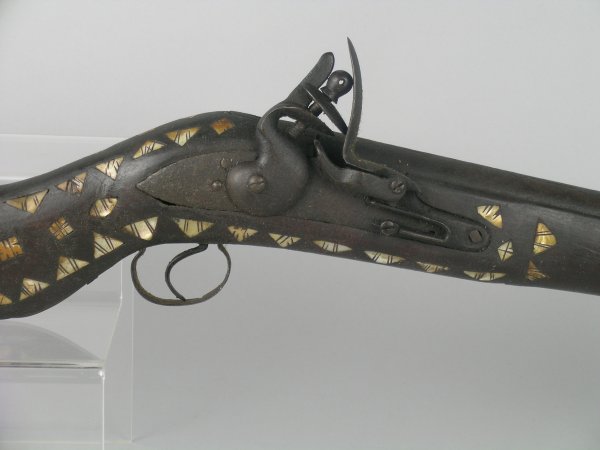 A Turkish flintlock blunderbuss inlaid with mothe - 2
