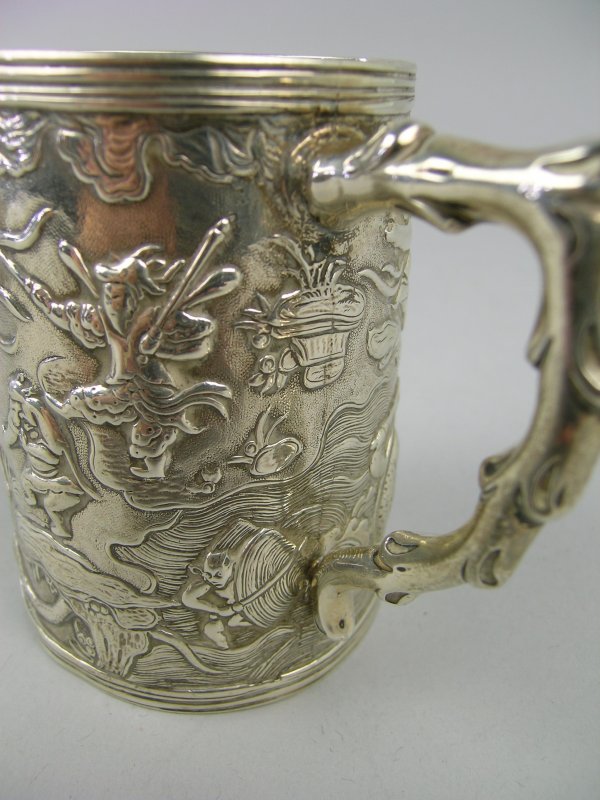 A Chinese style mug, Joseph Angell, London 1866 - 5
