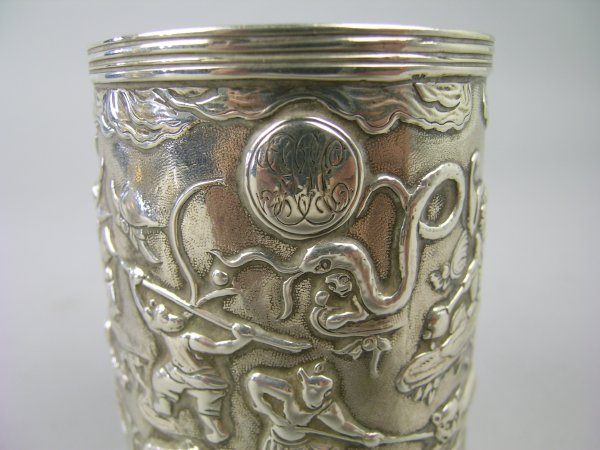 A Chinese style mug, Joseph Angell, London 1866 - 6