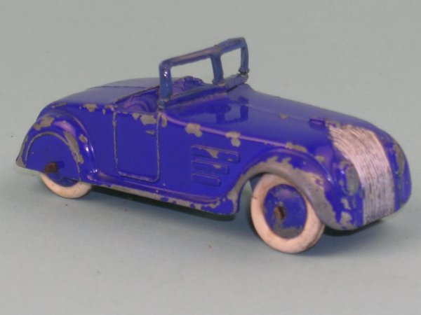 A Pre War Dinky Toys No.22G Streamline Tourer, the 