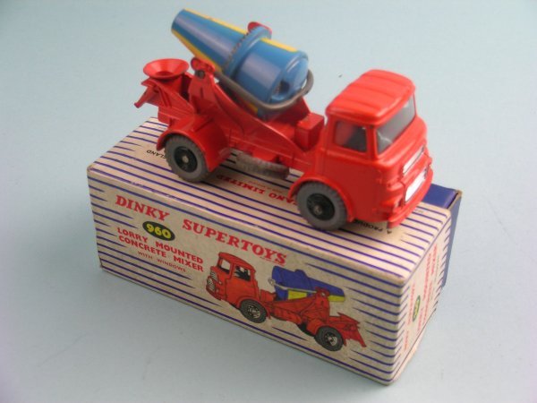 A boxed Dinky Supertoy No. 960 Lorry Mounted Concr