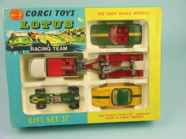 A boxed Corgi toys gift set No. 37 Lotus racing te