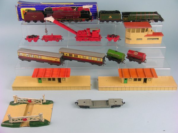 A Hornby Dablo train set dating from the early 195