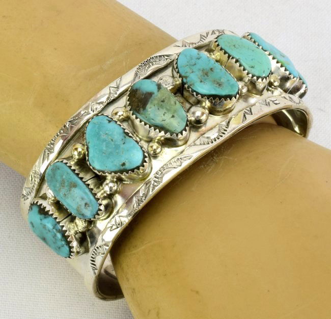 Sterling Silver Navajo Old Pawn Turquoise Bracelet (1 of 5)