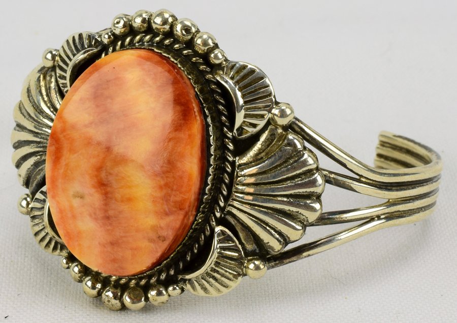 Native American Sterling Spiny Oyster Cuff Bracelet (1 of 5)