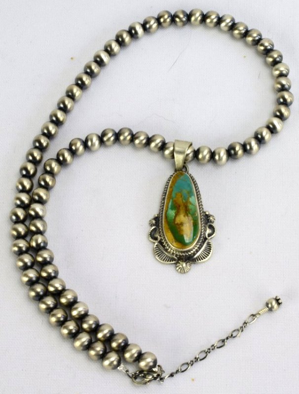 Navajo Royston Turquoise Bench Bead Necklace & Pendant (1 of 4)