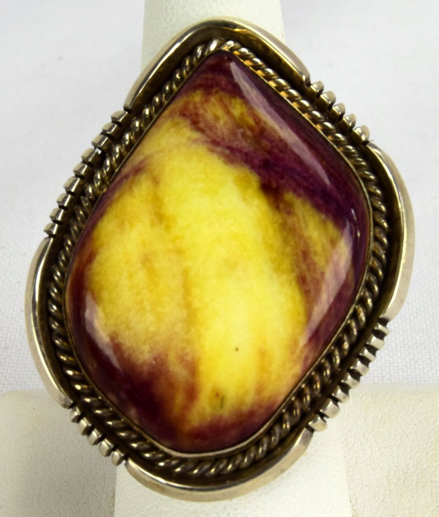 Ben Begaye Sterling Purple Spiny Oyster Ring (1 of 3)