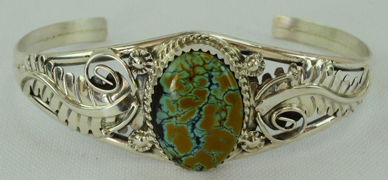 Navajo Sterling Silver Feather & Turquoise Cuff (1 of 5)