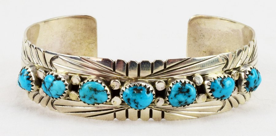 Navajo Vintage Sterling Silver Turquoise Bracelet (1 of 4)