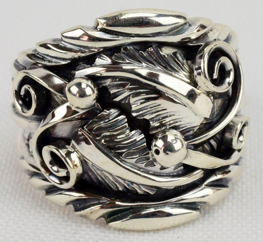 Navajo Men's Sterling Silver Ring w/Ornate Detail (1 of 5)