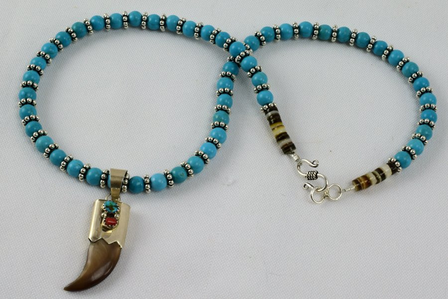 Native American Vintage Bear Claw Pendant Necklace (1 of 4)