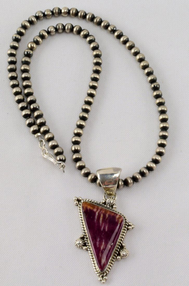 Russell Sam Purple Spiny Oyster Bench Bead Necklace (1 of 4)