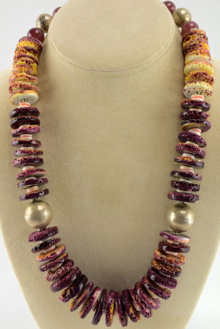 Navajo Sterling Large Chunky Spiny Oyster Necklace (1 of 3)