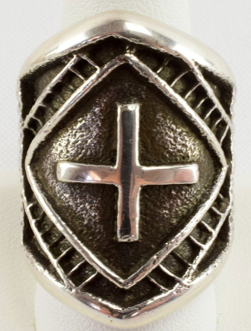 Stanford Yazzie Sterling Tufa Cast Men's Cross Ring