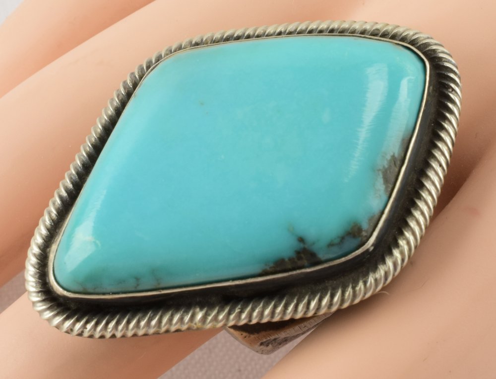 Navajo Sterling Silver Kingman Turquoise Men's Ring (1 of 5)