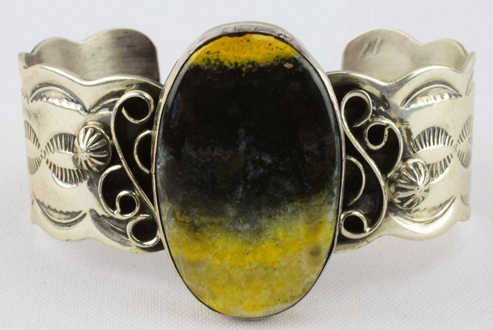Navajo, Chimney Butte Bumble Bee Jasper Bracelet (1 of 4)