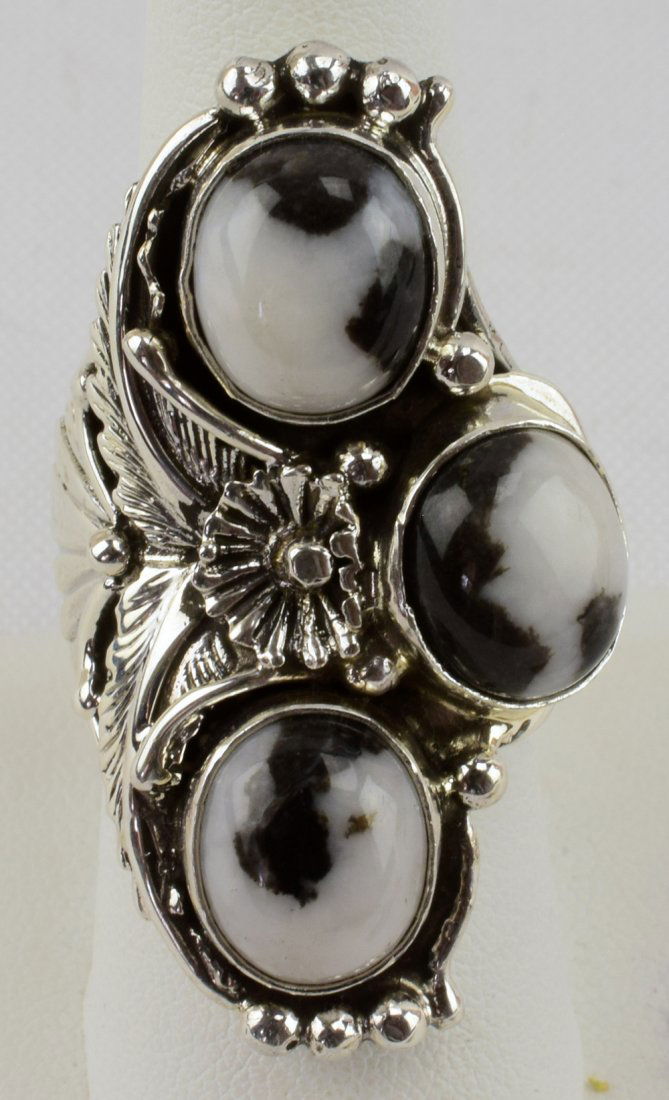 Navajo Sterling White Buffalo Turquoise Ring- Yazzie (1 of 4)